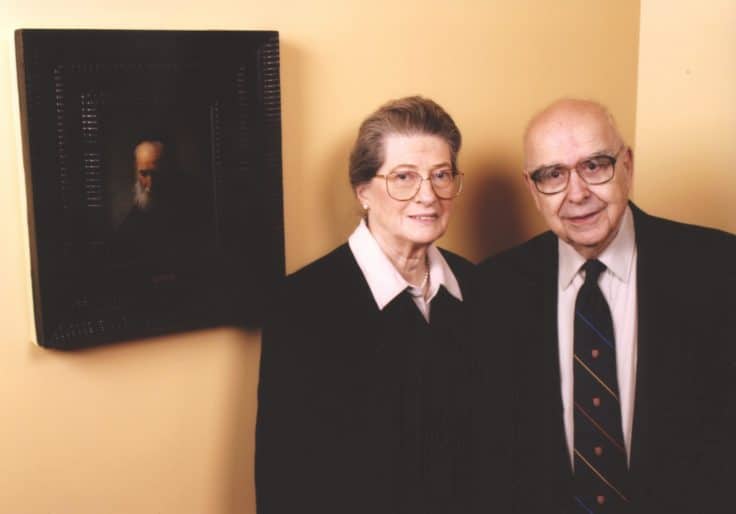 Drs Isabel and Alfred Bader with Rembrandt’s Head of an Old Man in a Cap, 2003