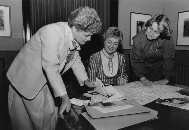 Jeanne Wigle, Jean Dyszuk and Betty Clark, Gallery Association tour committee, 1984