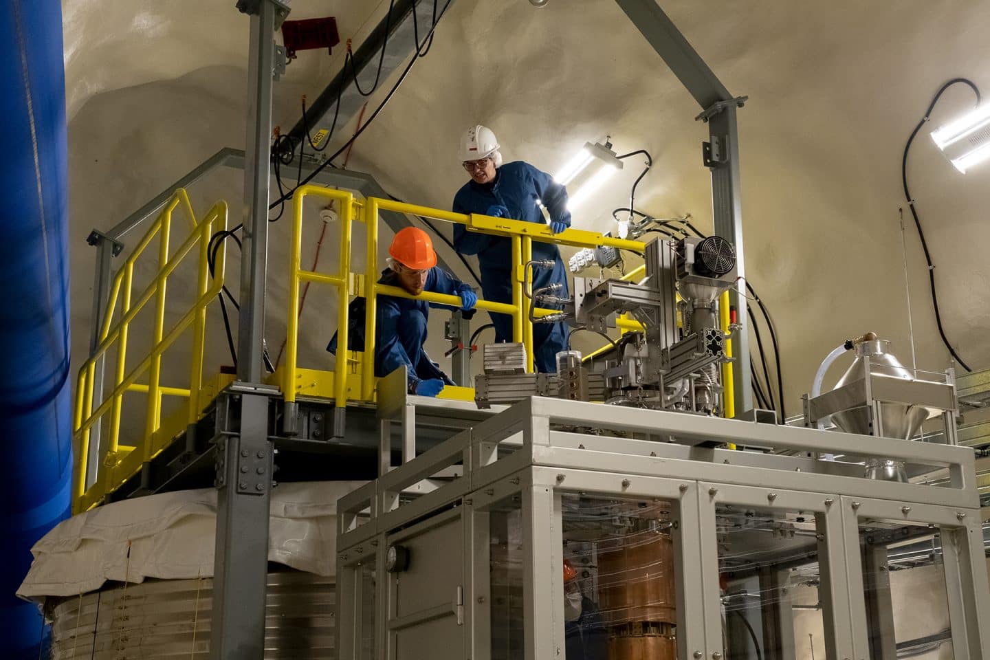 Artist Jol Thoms examines CUTE (a Cryogenic Underground Test Facility) at SNOLAB
