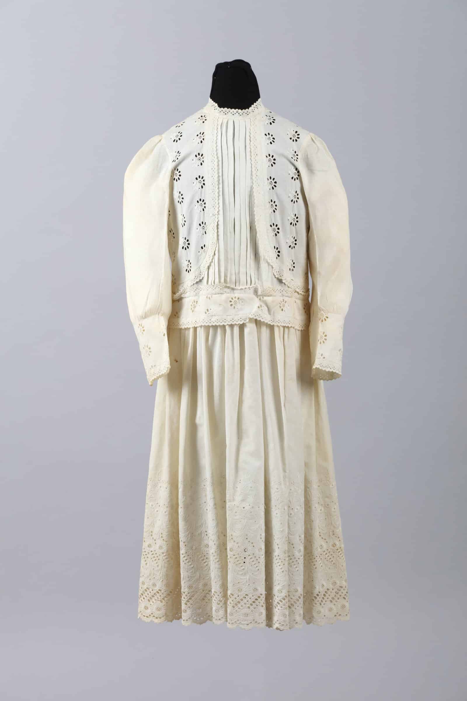 Child’s Dress, around 1893, cotton