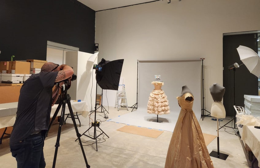 Digitizing the entire historical dress and textile collection